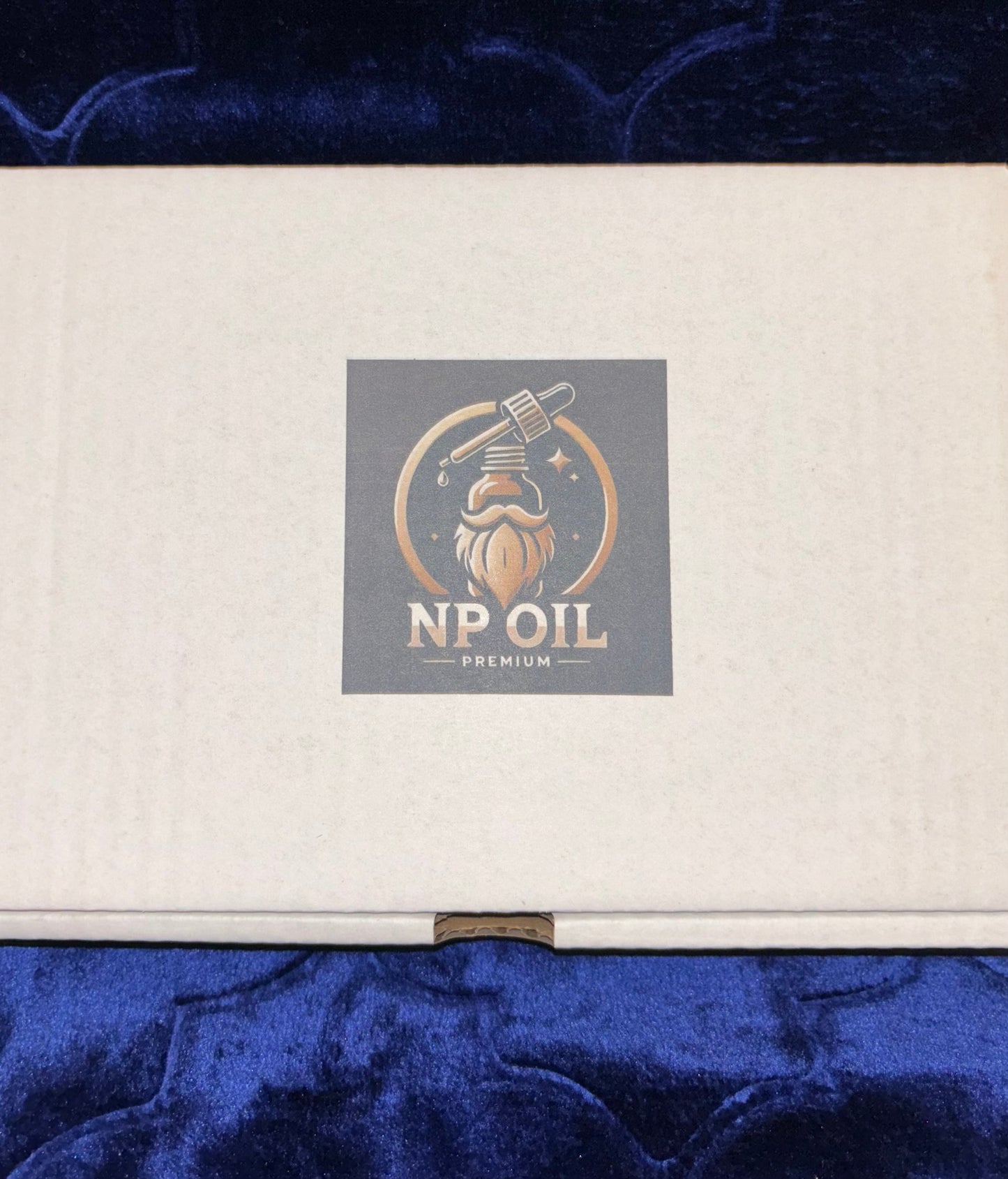 Box spéciale huile de barbe Musc (Blanc et Tahara)